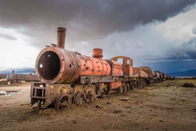 Uyuni Salt Flats and Red Lagoon 3-Days | English in Guide | - Optional Transfers