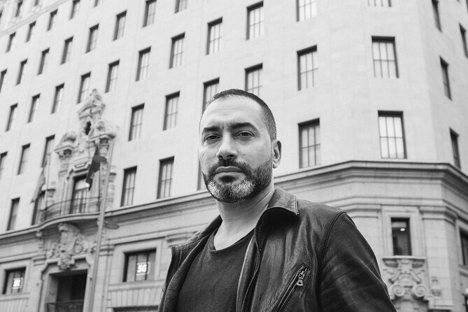 Vacation photographer. Madrid Photo Shoot. Take home more than just a selfie! - FAQ