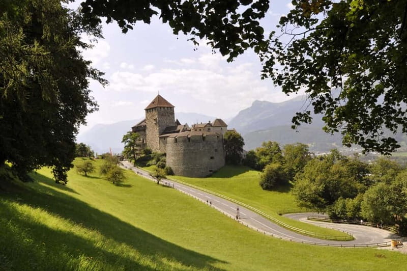Vaduz: Insta-Perfect Walk with a Local - A Closer Look at the Vaduz Experience