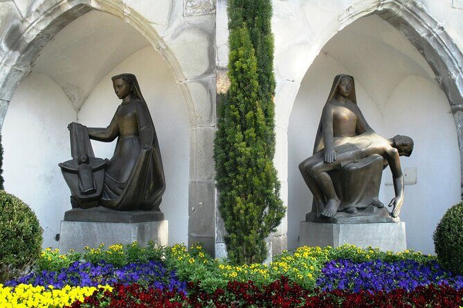 Vaduz Private Guided Walking Tour - Key Points