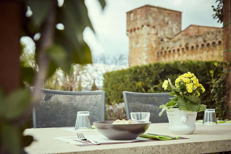 Val d'Orcia: Mill and Pasta Factory Tour with Tasting Lunch - A Detailed Look at the Experience