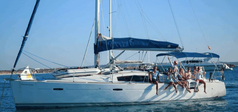 Valencia: 2-Hour Private Boat Cruise - Frequently Asked Questions