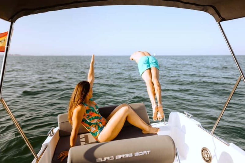 Valencia: Boat Rental without License - Key Points
