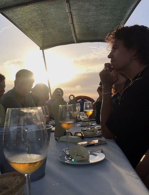 Valencia: Boat Ride With Valencian Wine Tasting & Tapas - Valencian Wine Tasting and Tapas