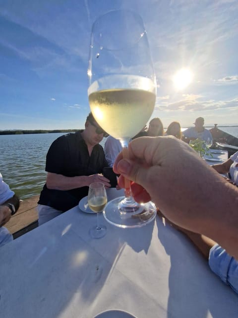 Valencia: Boat Ride With Valencian Wine Tasting & Tapas - Customer Reviews and Feedback