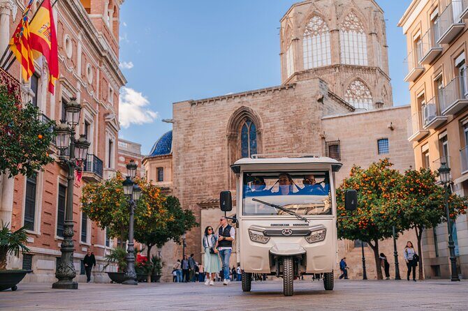 Valencia by Tuk Tuk i: Private tour 1 or 2 hours explore the city - Who Will Love This Tour?