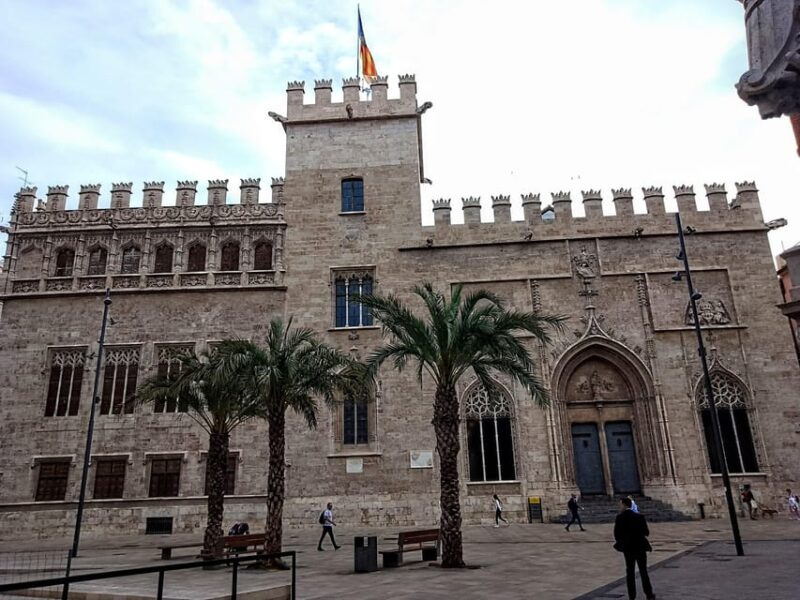 Valencia City Bike Tour; History and Gastronomy. - Itinerary and Highlights