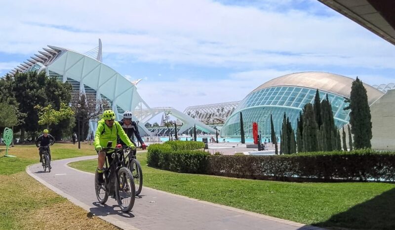 Valencia City Bike Tour; History and Gastronomy. - Tasting Experiences