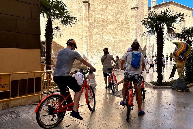 Valencia City Highlights in Guided Bike or E-Bike Tour - An In-Depth Look at the Valencia City Highlights Tour