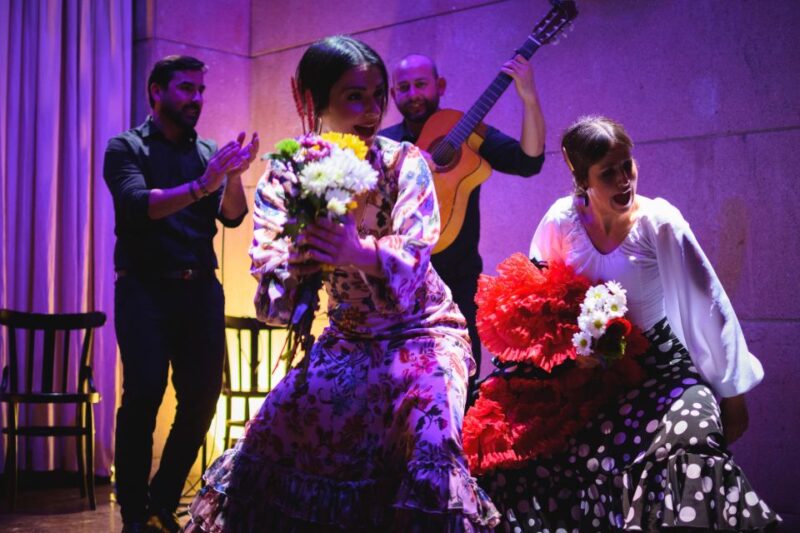Valencia: Flamenco Show at La Linterna - Accessibility and Logistics