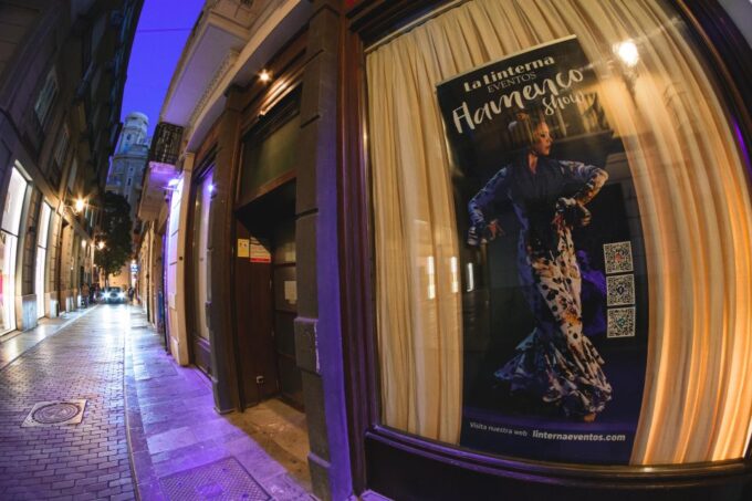 Valencia: Flamenco Show at La Linterna - Booking and Availability