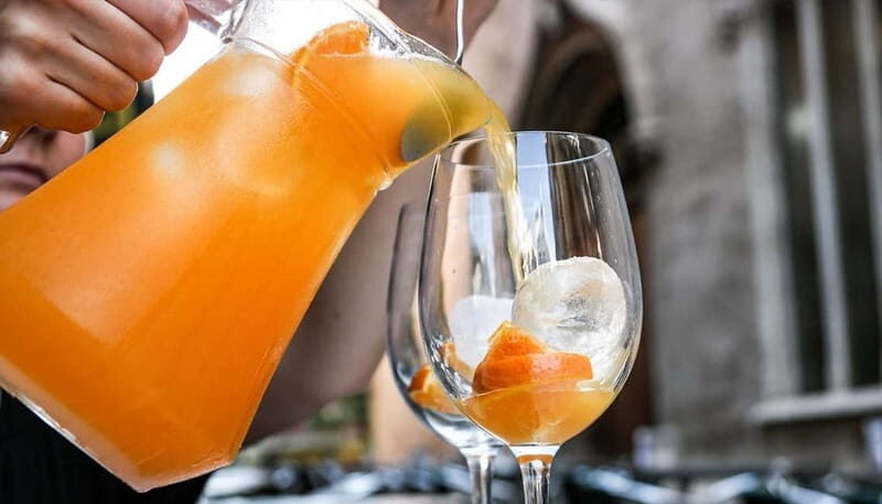 Valencia: Food Tour with Tapas & Drinks - Key Points
