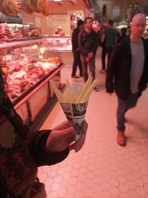 Valencia Food Tour With Tapas & Drinks With a Local - Key Points