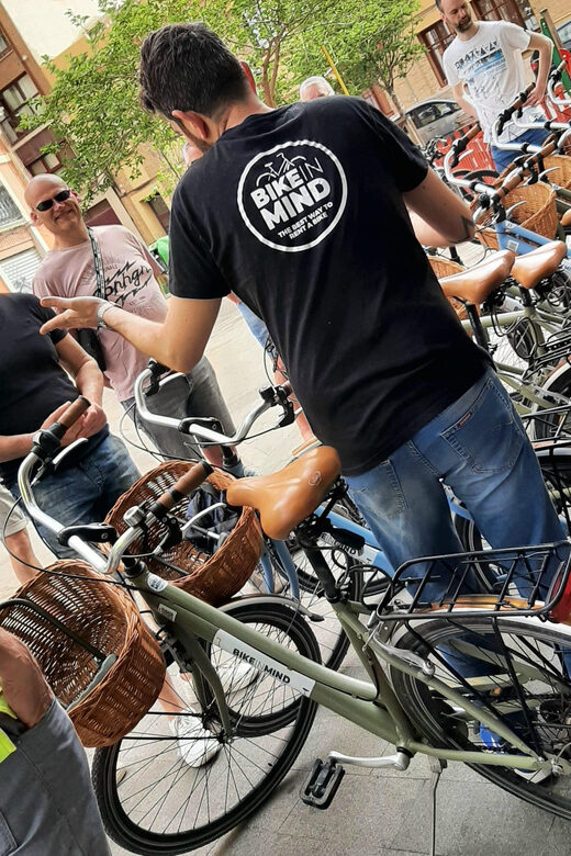 Valencia: Highlights City Tour by Bike with Local Guide - FAQs