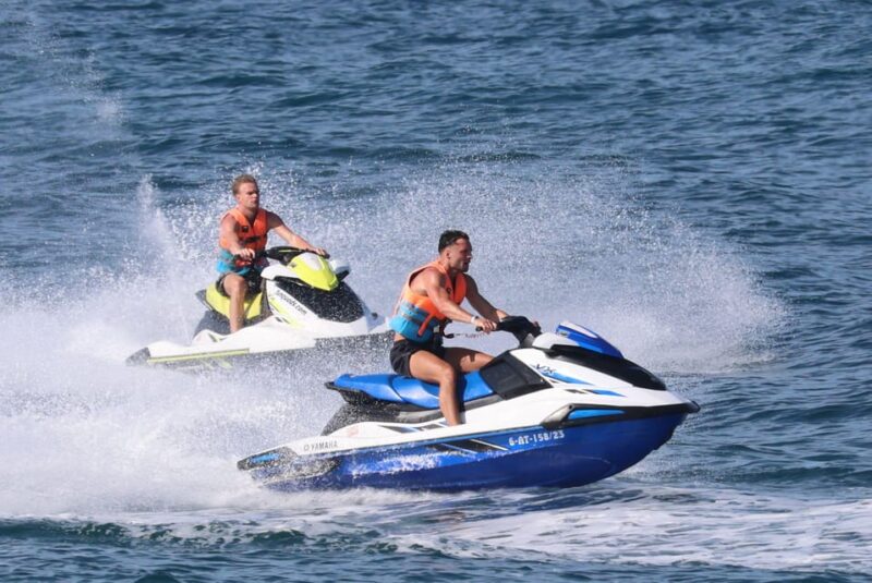Valencia: Jet Ski Excursion + Paddle Surf - Highlights of the Tour