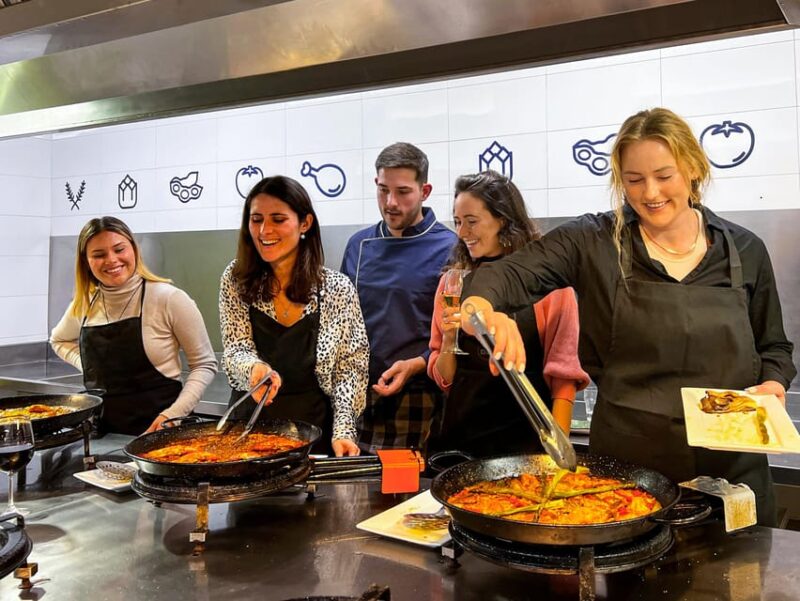 Valencia: Paella Cooking Class With Central Market Tour - Key Features of the Paella Cooking Class