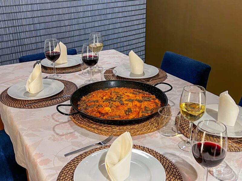 Valencia: Paella Cooking Class With Central Market Tour - Hands-on Paella Cooking Experience
