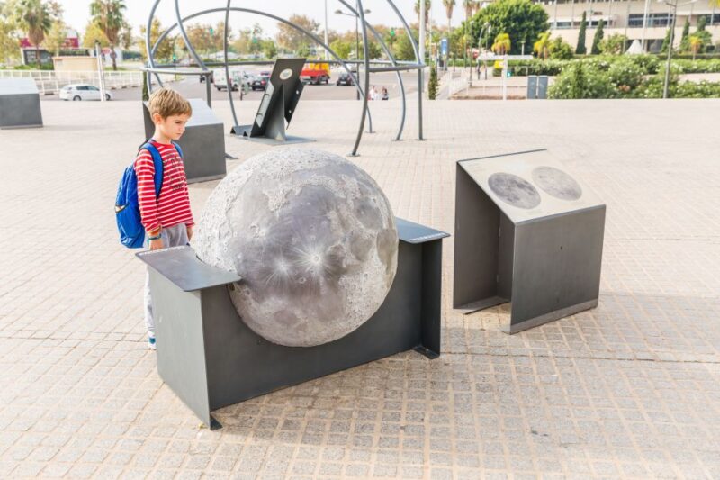 Valencia: Principe Felipe Science Museum Entry Ticket - Accessibility and Visitor Details