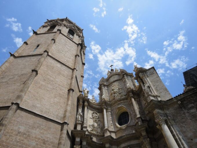 Valencia: Private and Guided City Walking Tour - Flexible Cancellation Policy