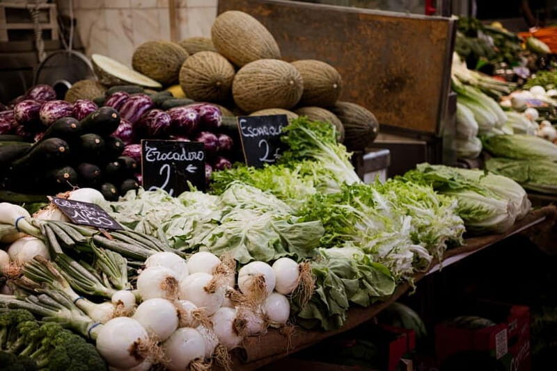 Valencia: Private City Center Highlights Tour with a Local - Key Points
