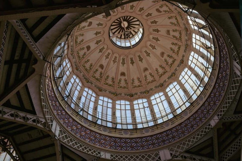 Valencia: Private City Center Highlights Tour with a Local - Exploring the Historic Heart: El Carmen and Caballeros Street