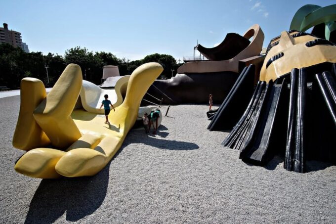 Valencia: Private Family Tour With Churros, Parks & Museum - Convenient Booking and Cancellation