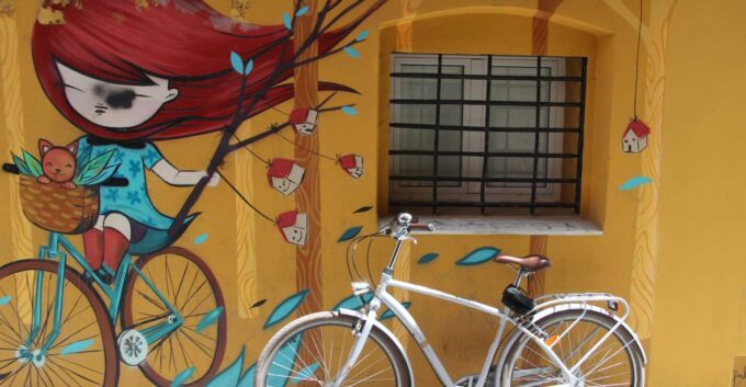 Valencia: Street Art Tour on Bicycle, E-Bike or E-Step - Frequently Asked Questions