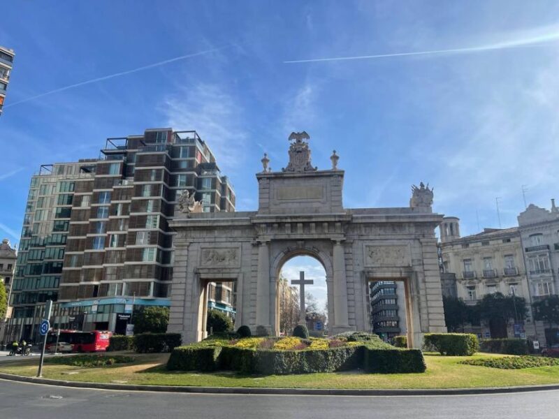 Valencia: the Best 18 Spots in the City (Private/E-Scooters) - Unique Features