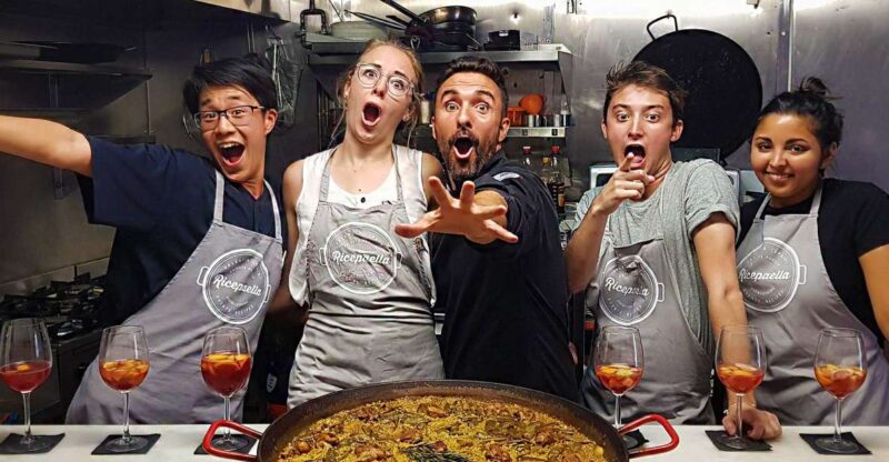 Valencia: Traditional Paella Cooking Class and Dinner - Discovering Valencian Culinary Traditions