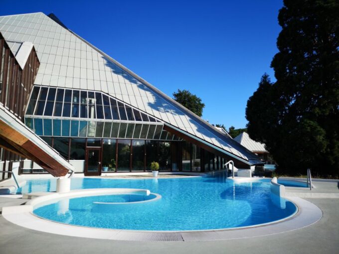 Valkenburg: Thermae 2000 Spa Entry Ticket - Frequently Asked Questions