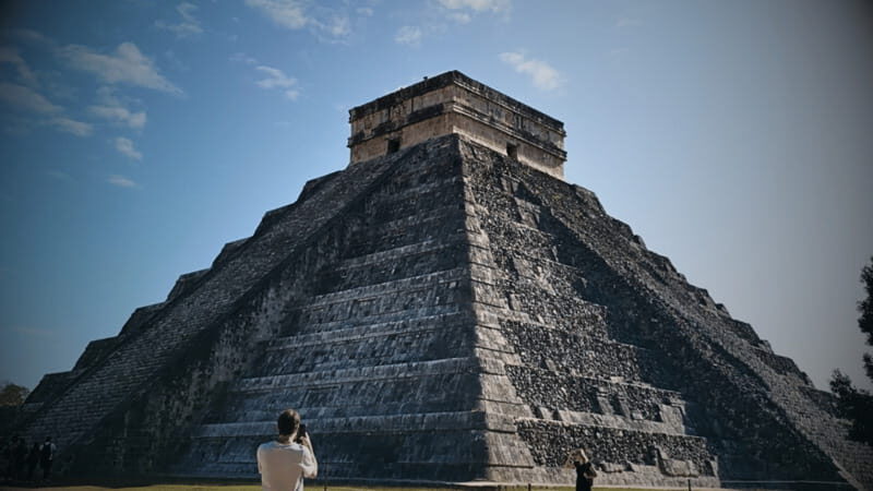 Valladolid: Chichén Itzá and 2 Cenotes Shared Day Trip - Key Points