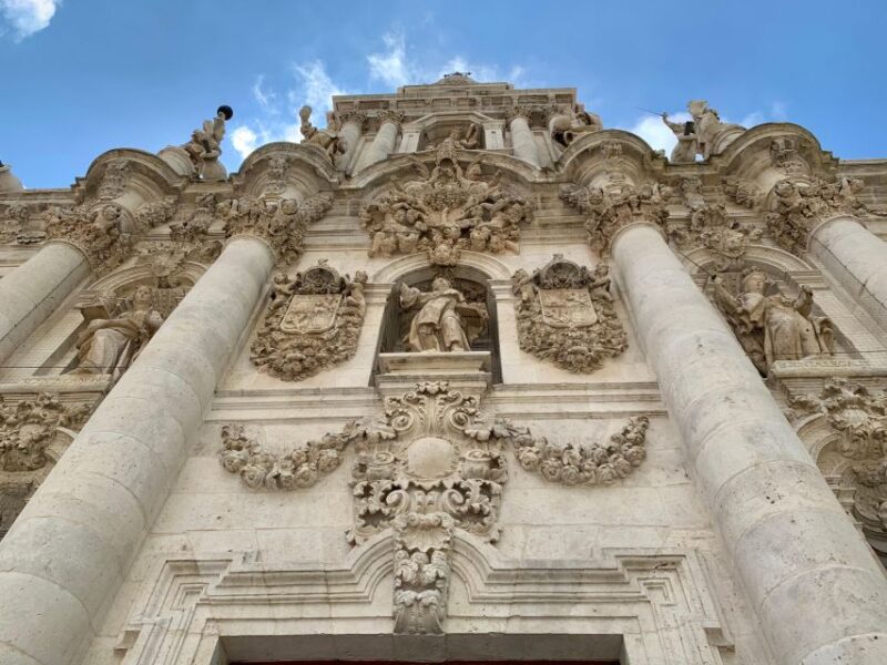 Valladolid: Private Guided Tour With Tapas and Wine Tasting - Meeting Point and Requirements
