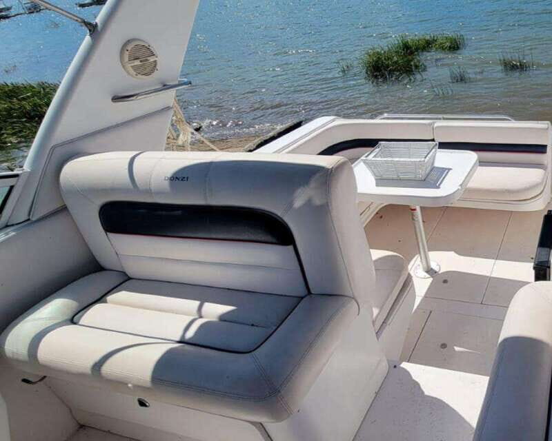 Valle de Bravo: 33 feet VIP Yacht Rental Experience - The Sum Up