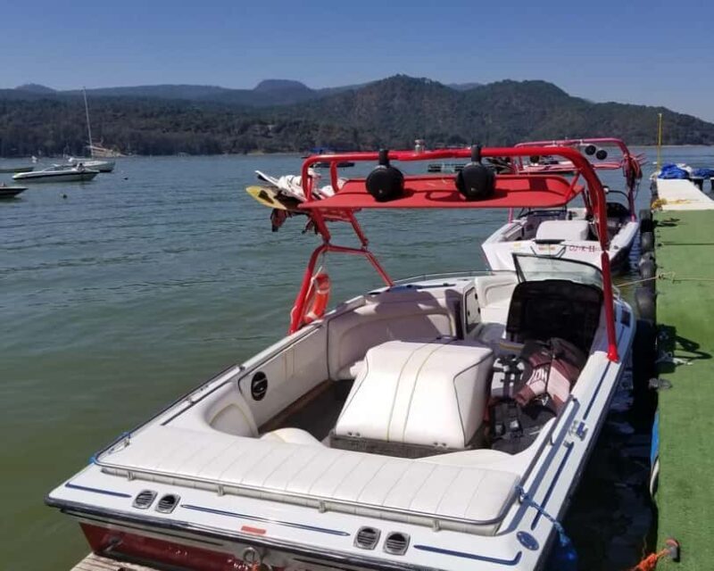 Valle de Bravo: Ski Boat Rentals - Who Should Book This?