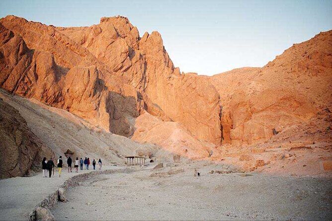 Valley of the Queens and King Tuts Tombs Hatshepsut in Luxor - Discovering the Wonders of Luxor: A Practical Journey Through Ancient Egypt