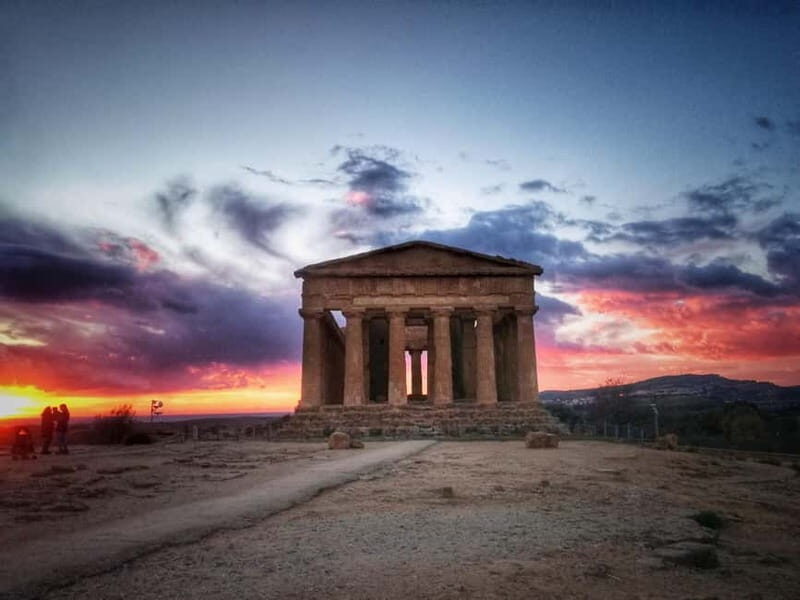 Valley of the Temples at sunset and Wine Tasting at night - Key Points