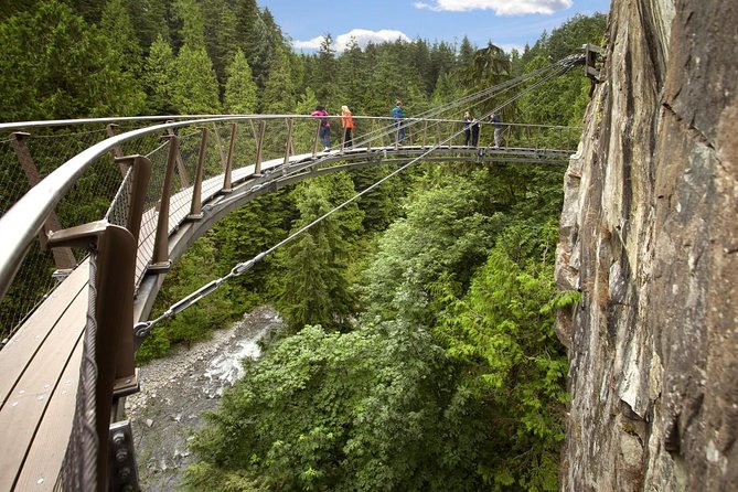 Vancouver and Capilano Park Private Tour - Inclusions