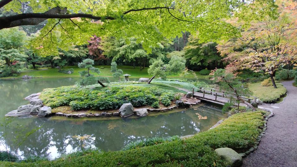 Vancouver: Botanical Gardens Tour and Museum of Anthropology - Highlights