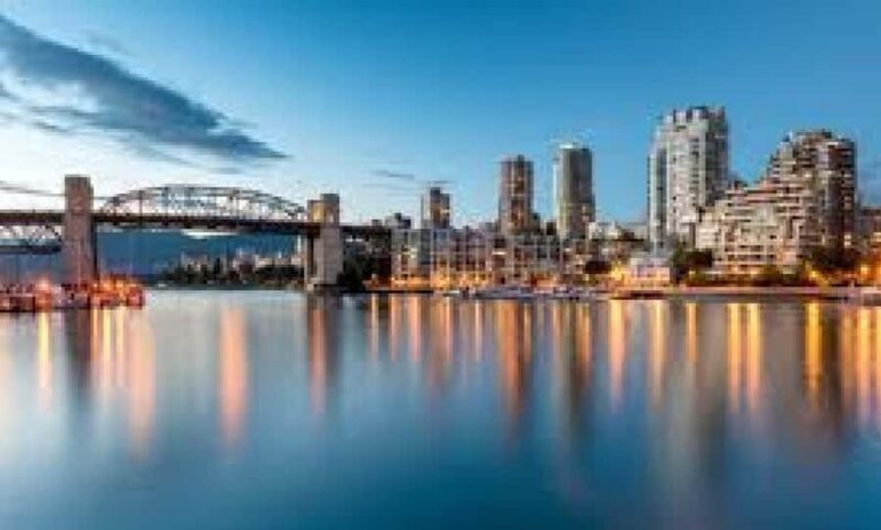 Vancouver: City Highlights Tour with Guide - Key Points