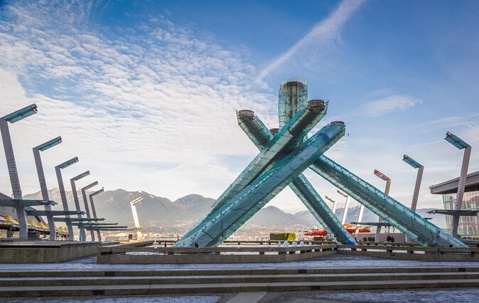 Vancouver City Sightseeing Adventure With Kids: Heroes & Villains - Good To Know