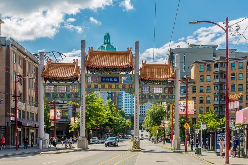 Vancouver: City Tour and Capilano Suspension Bridge Ticket - Historic Gastown and Chinatown