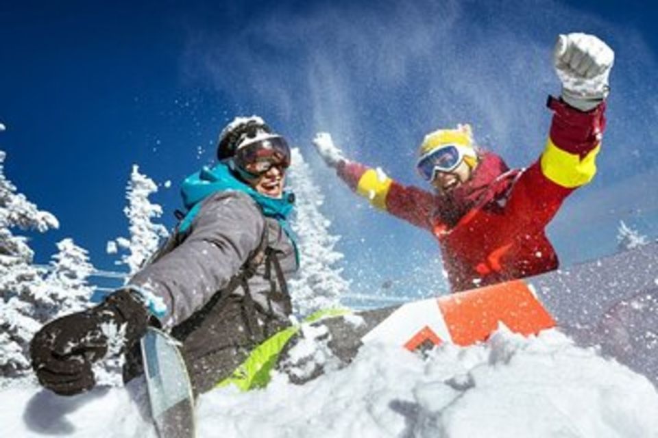 Vancouver City Tour for Couples Half-Day Private - Private Air-Conditioned Transportation