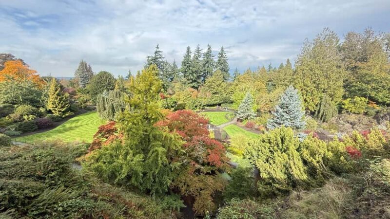 Vancouver City Tour+CAR+Grandville ISL+Queen Elizabeth/China - Why This Tour Works for Different Travelers