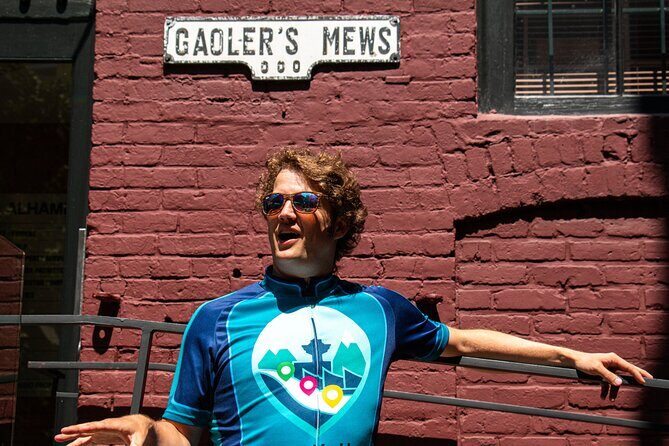 Vancouver Coal Harbour and Historic Gastown Walking Tour - Practical Details and Value