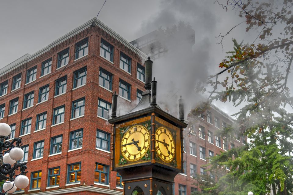 Vancouver Downtown: A Self-Guided Exploration by Car - Uncover the Architectural Gems