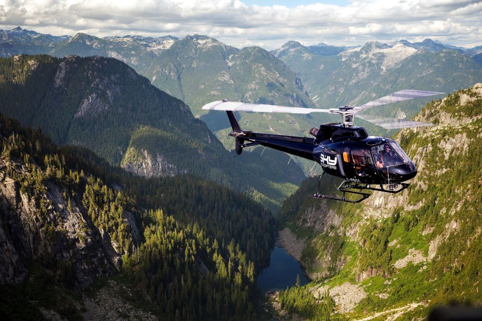 Vancouver Downtown & Mountains 30-Min Helicopter Tour - Key Points