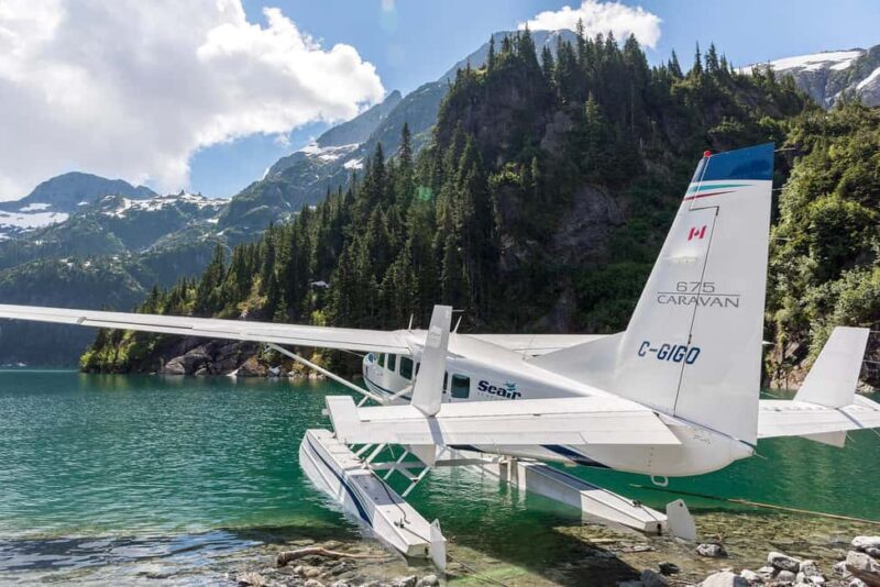 Vancouver: Glacier & Alpine Lake Flight Adventure - Key Points