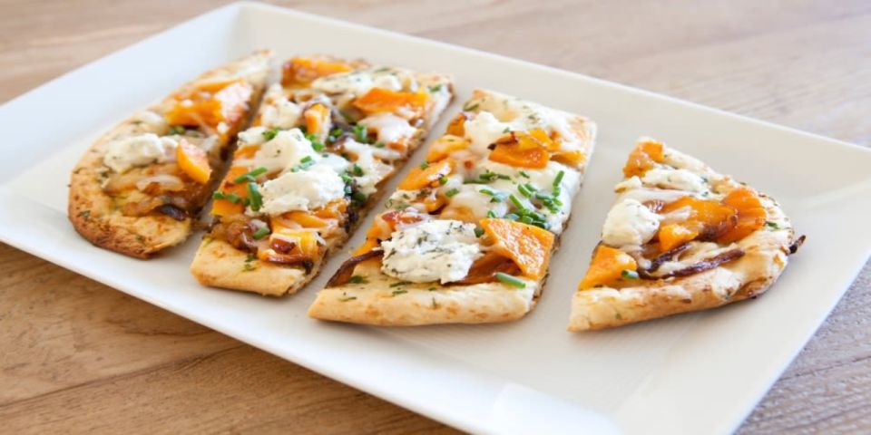 Vancouver: Granville Island Small Group Food Walking Tour - Food Tastings