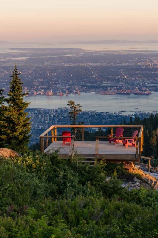 Vancouver: Grouse Mountain & Stanley Park Signature Tour - Key Points