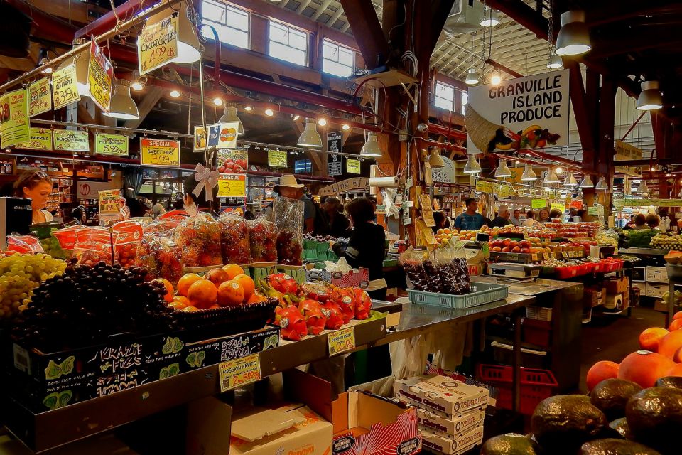 Vancouver: Guided City Highlights Tour - Stanley Park Totem Poles